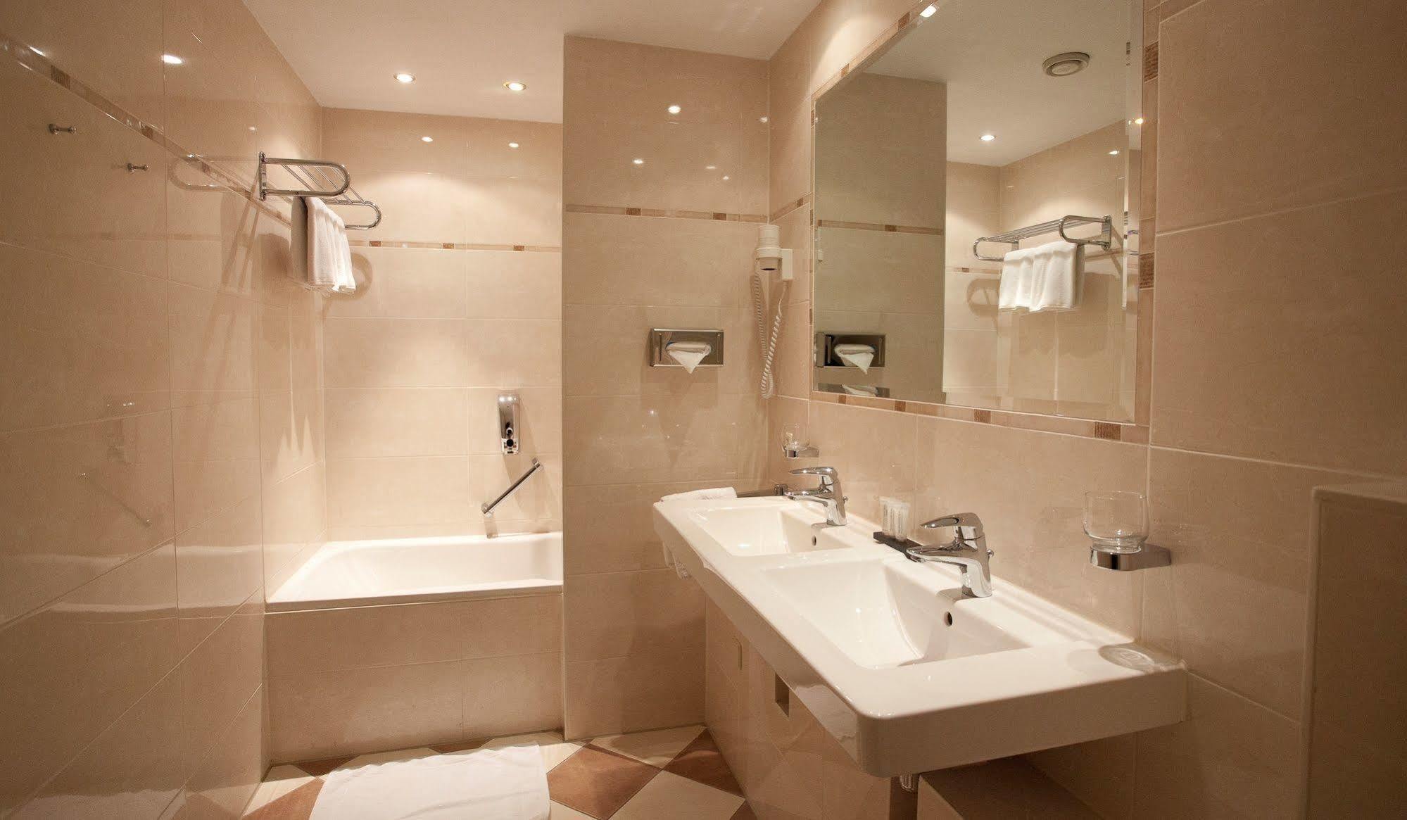 Mansion Hotel Bos & Ven Oisterwijk Ngoại thất bức ảnh